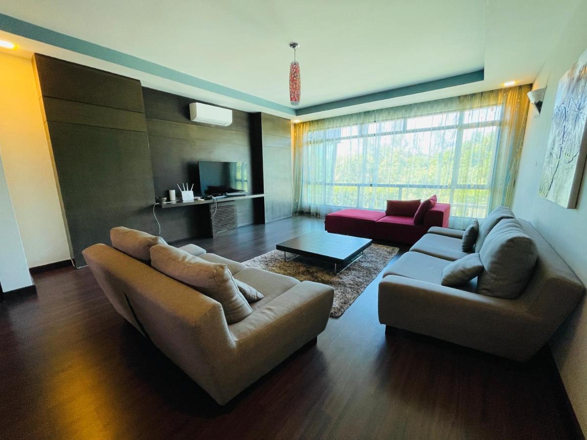 Aa Residen Luxury Condo Homestay 18Mins Walk Tanjung Aru Beach & Golf Course, Not Beach Side Resort Kota Kinabalu Exterior foto